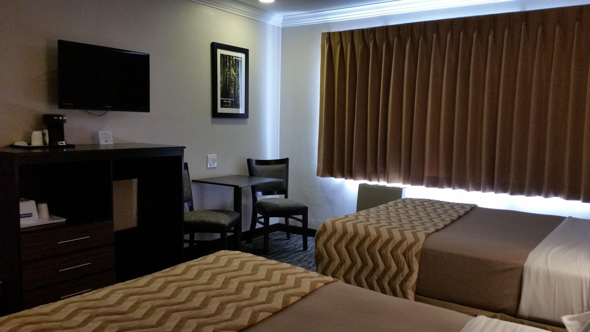 Travelodge By Wyndham יוריקה מראה חיצוני תמונה